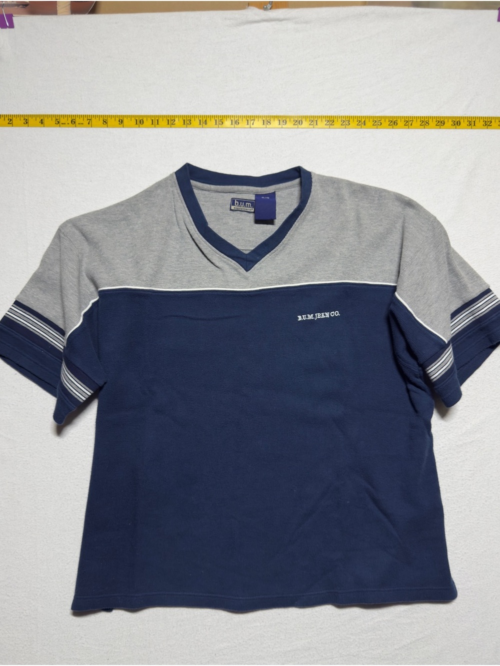 Vintage 90s bum Equipment Men's Navy and Gray V-Neck Short Sleeve Shirt